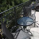 Karla, I W Dębkach Dębki