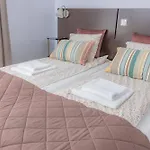 Karla, I W Debkach Guest house 3*