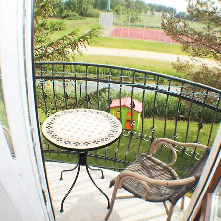 Karla, I W Debkach Gasthof Dębki