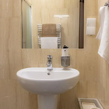 Gasthof Karla, I W Debkach