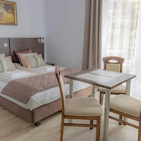 Karla, I W Debkach Gasthof