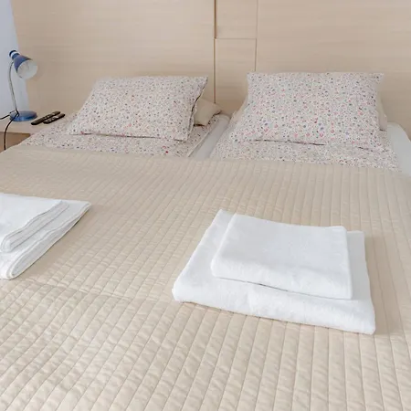 Karla, I W Debkach Gasthof