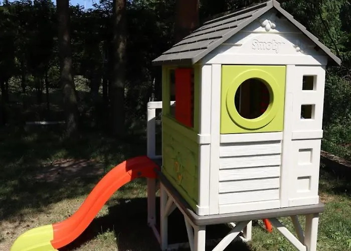 Karla, I W Debkach Гостевой дом