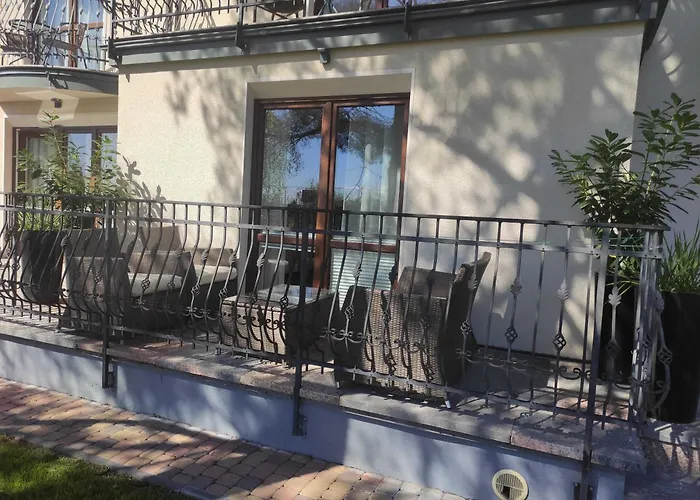 Karla, I W Debkach Дембки