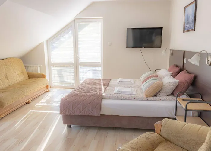 Karla, I W Debkach Гостевой дом Дембки