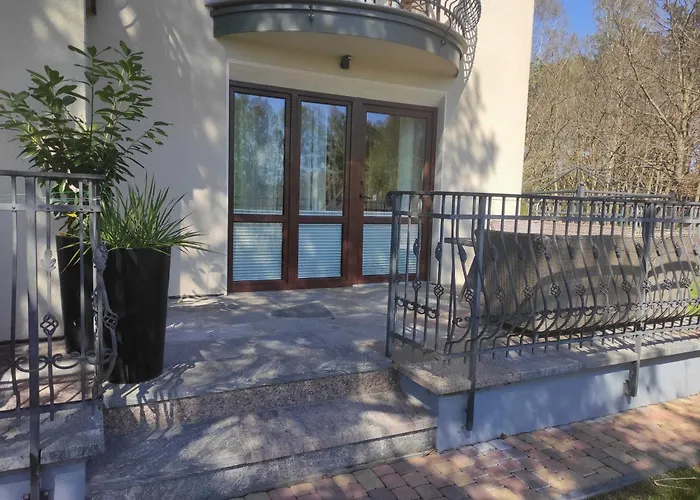 Karla, I W Debkach 3*